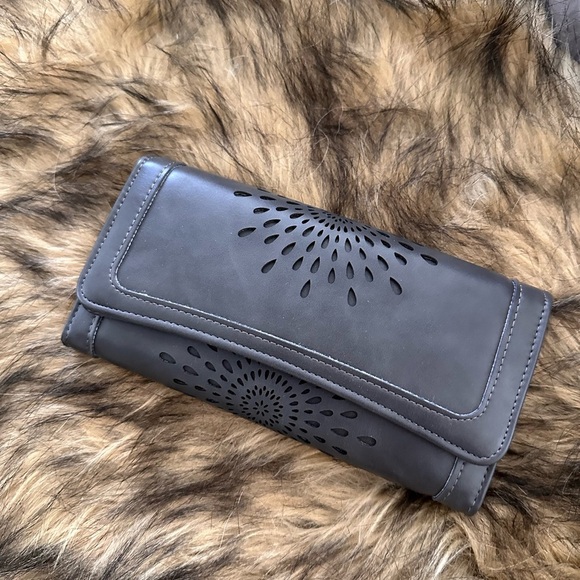 Free People two tone crossbody bag - Picture 5 of 11